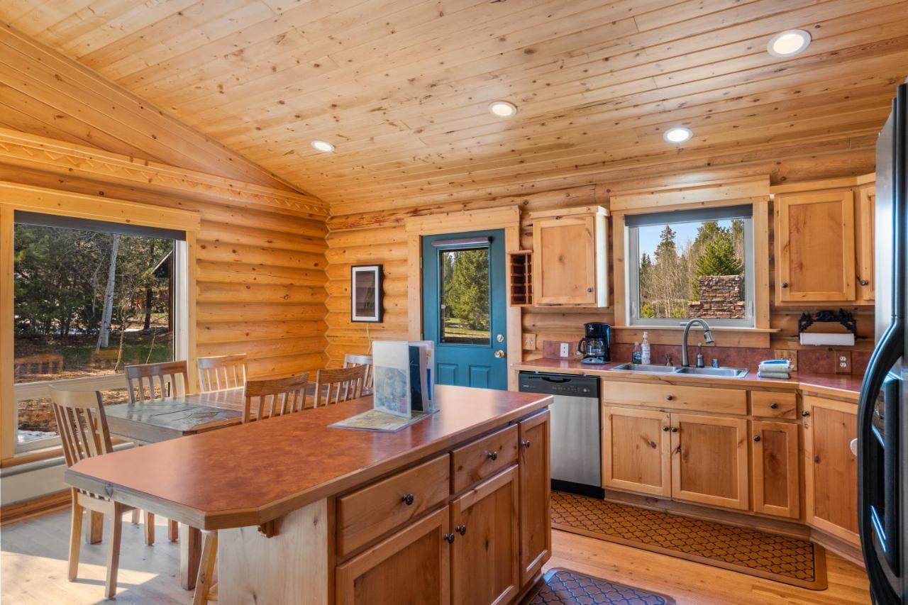 Lazy Fox Cabin غرب يلوستون المظهر الخارجي الصورة