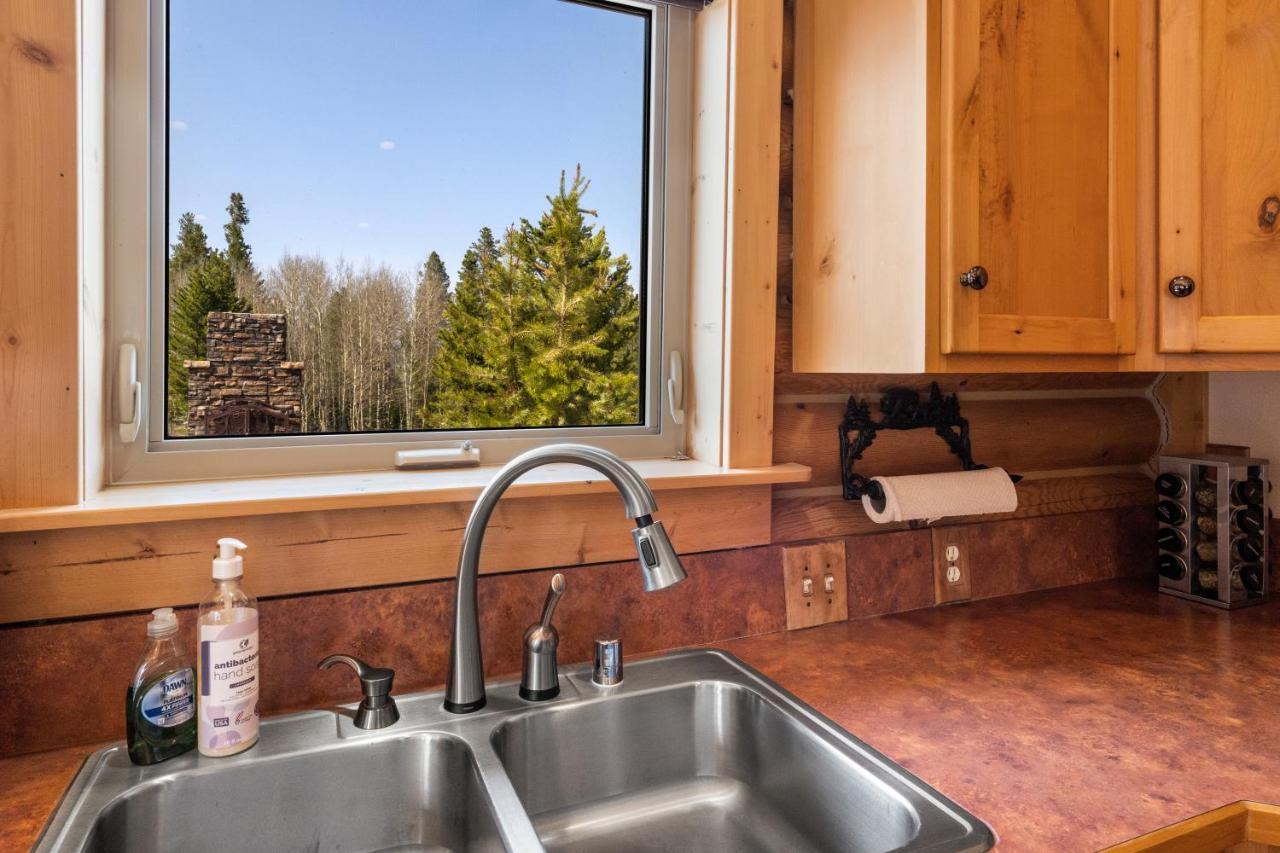 Lazy Fox Cabin غرب يلوستون المظهر الخارجي الصورة